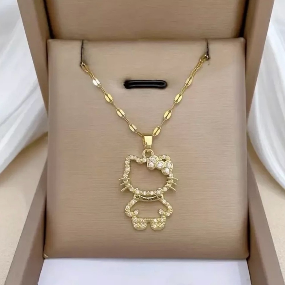 Hello Kitty Pendant Necklace